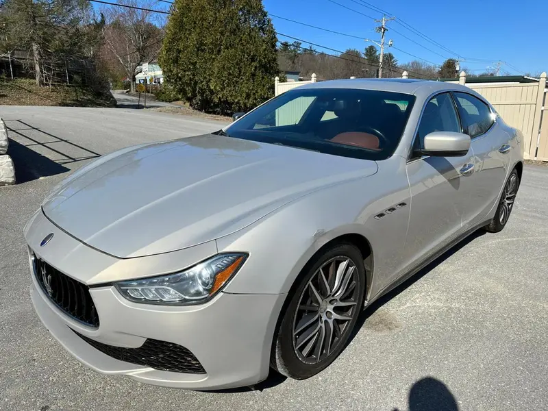 Maserati Ghibli 2015г.