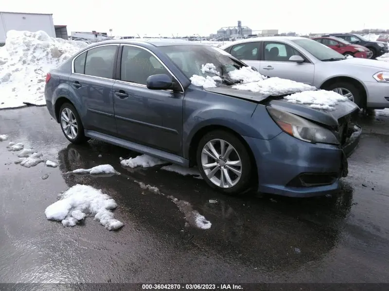 Subaru Legacy 2014г.