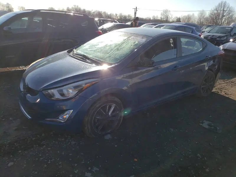 Hyundai Elantra 2015г.
