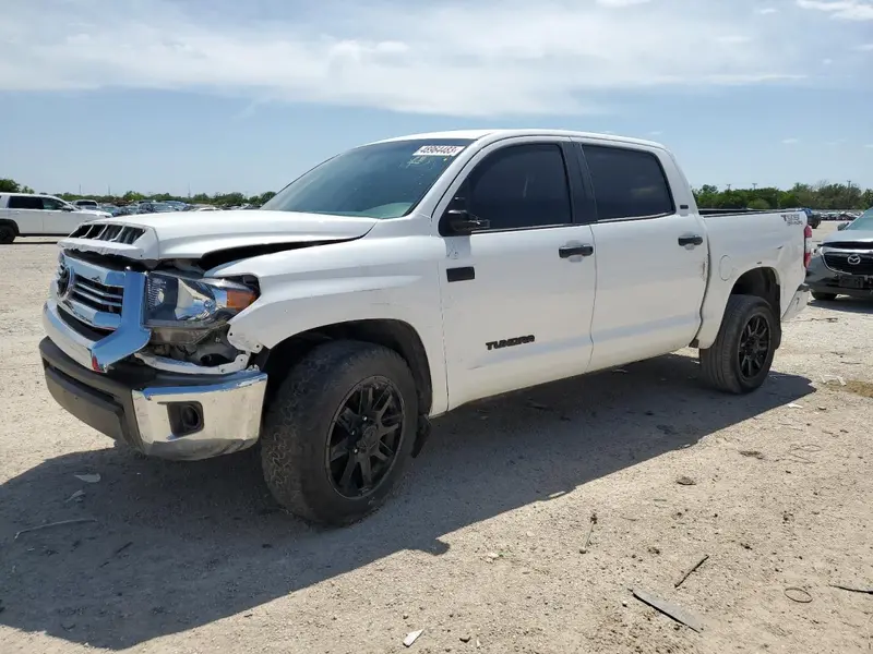 Toyota Tundra 2021г.