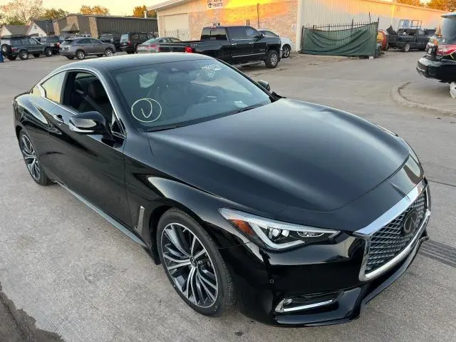 Infiniti Q60 2022г.