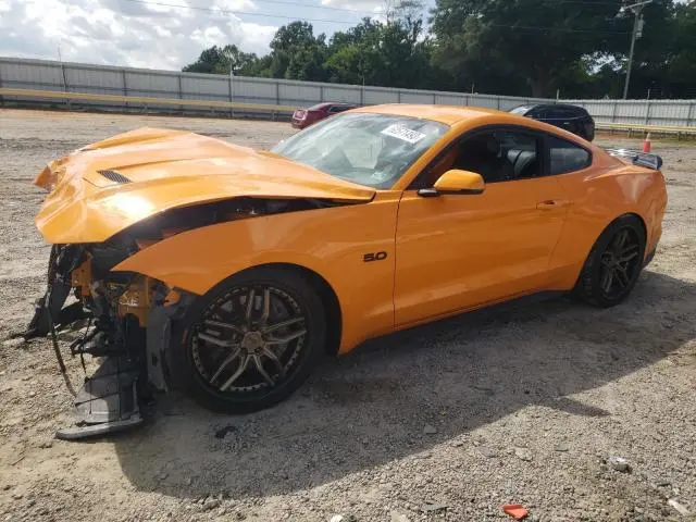 Ford Mustang 2019г.