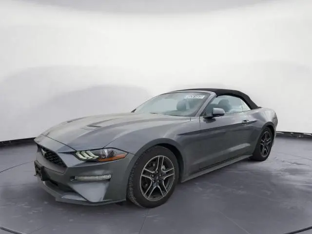 Ford Mustang 2022г.