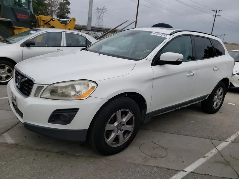 Volvo XC60 2010г.