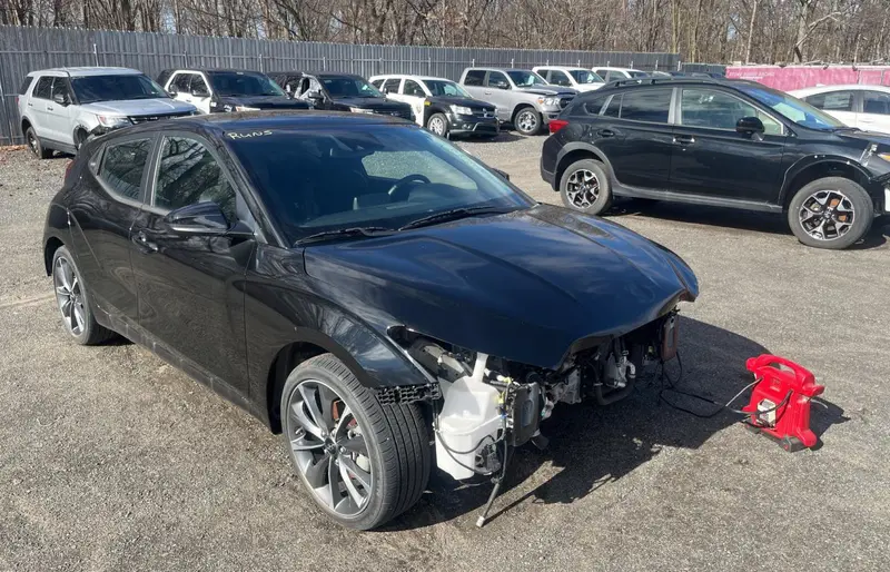 Hyundai Veloster 2021г.