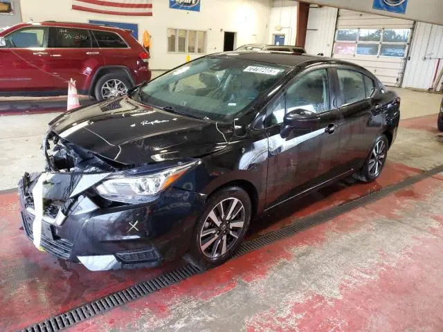 Nissan Versa 2021г.