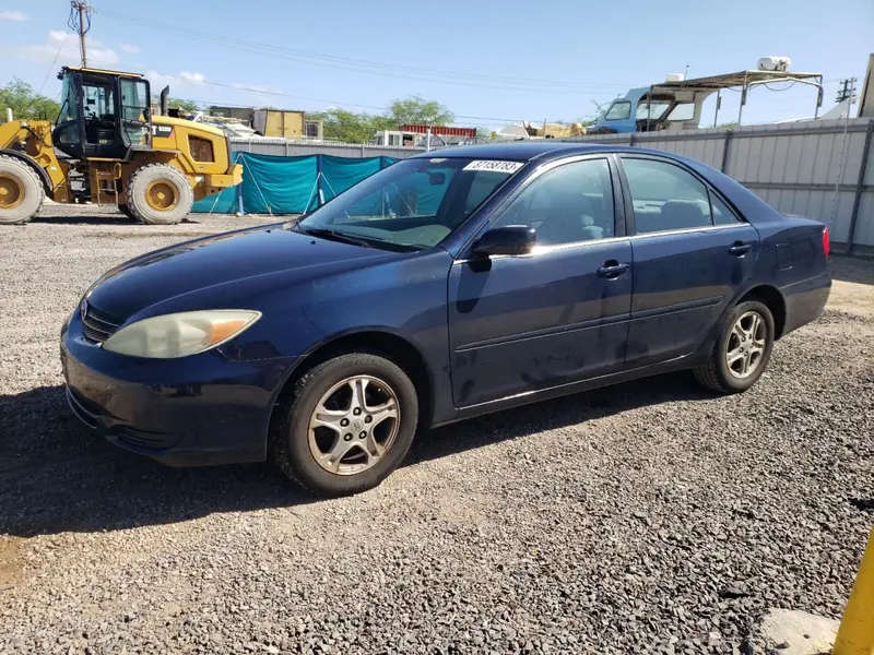 Toyota Camry 2004г.