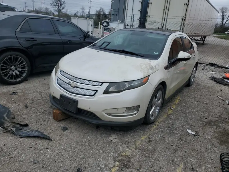 Chevrolet Volt Hybrid двигатель