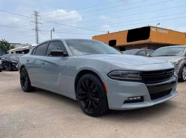 Dodge Charger 2020г.