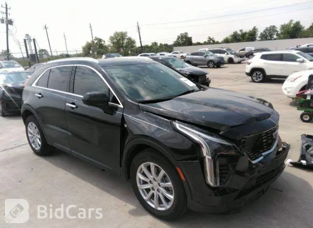 Cadillac XT4 2023г.