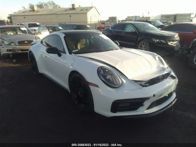 Porsche 911 2022г.