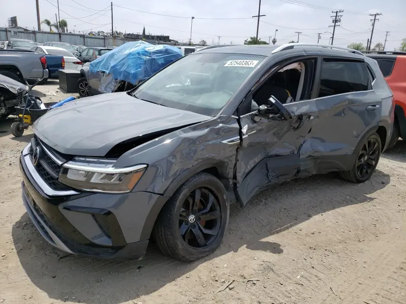 Volkswagen Taos 2022г.