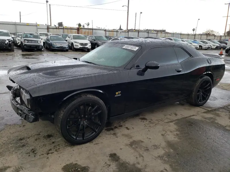 Dodge Challenger 2019г.