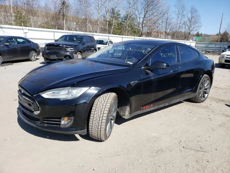 Tesla Model S 2013г.