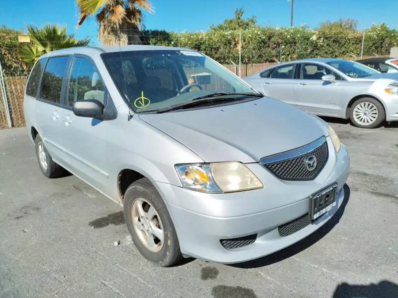 Mazda MPV 2002г.
