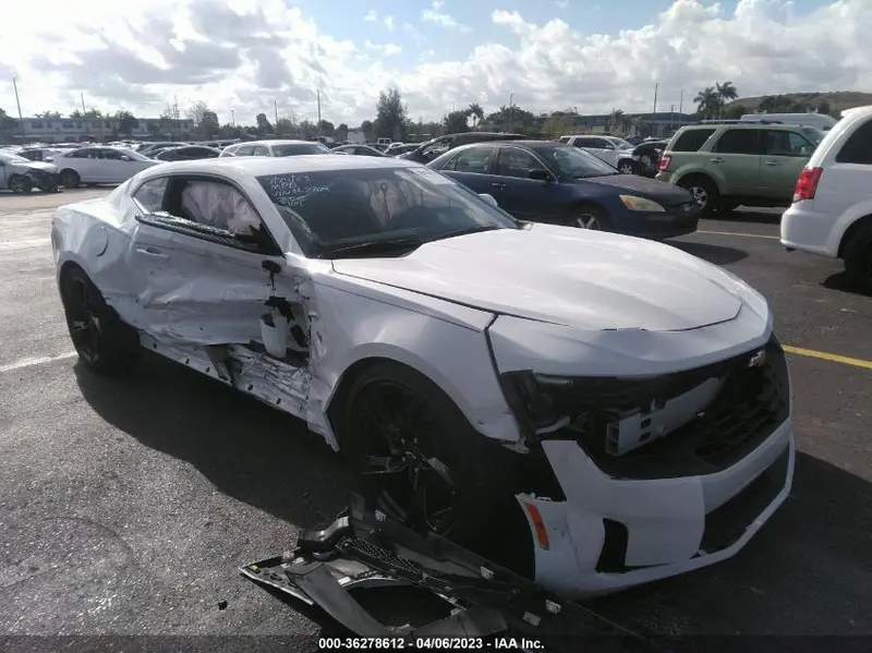 Chevrolet Camaro 2021г.