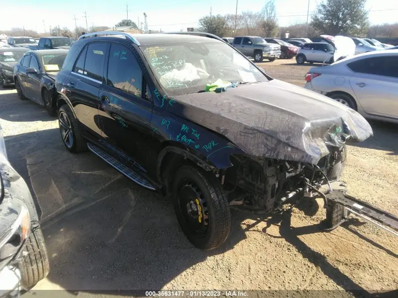 Mercedes-Benz GLE-Class 2022г.