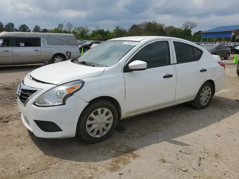 Nissan Versa 2019г.