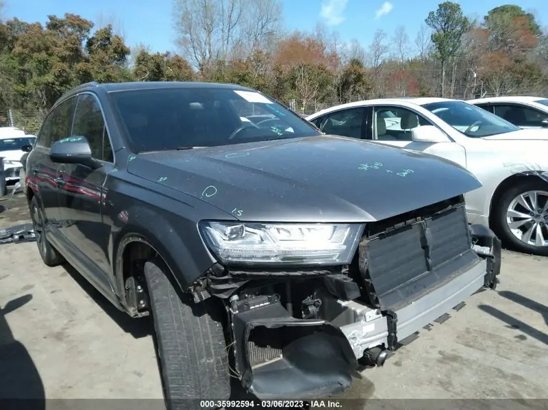 Audi Q7 2017г.