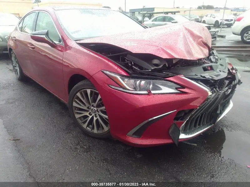 Lexus ES 350 2019г.
