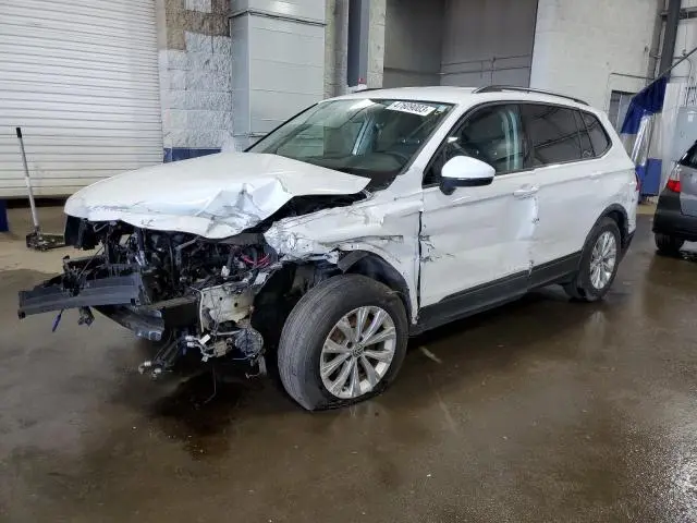 Volkswagen Tiguan 2020г.