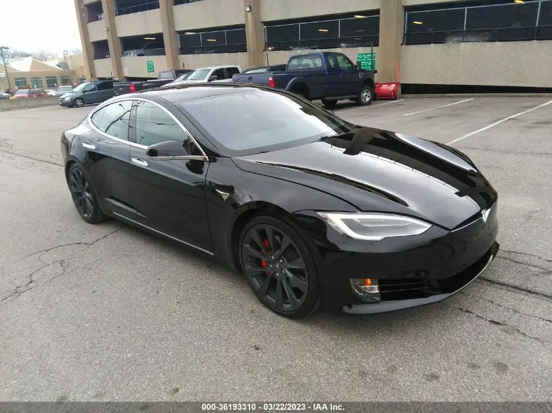 Tesla Model S 2021г.