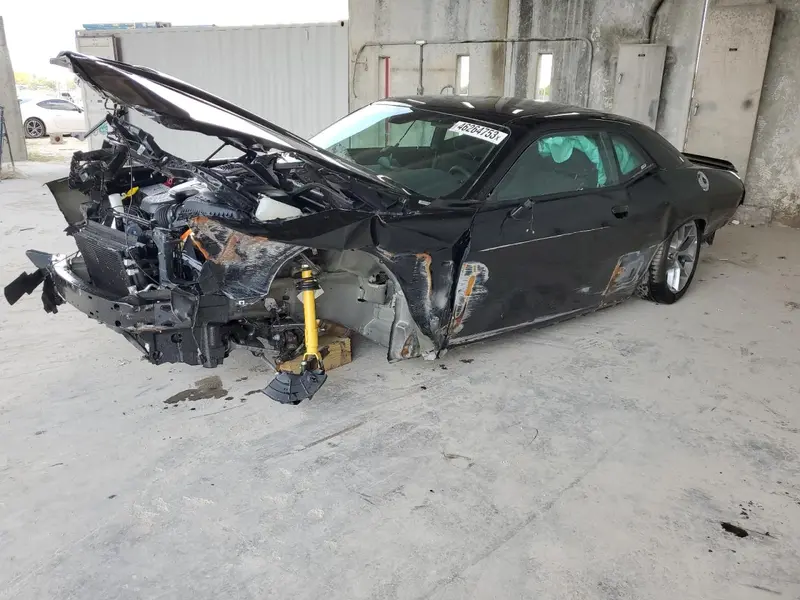 Dodge Challenger 2022г.