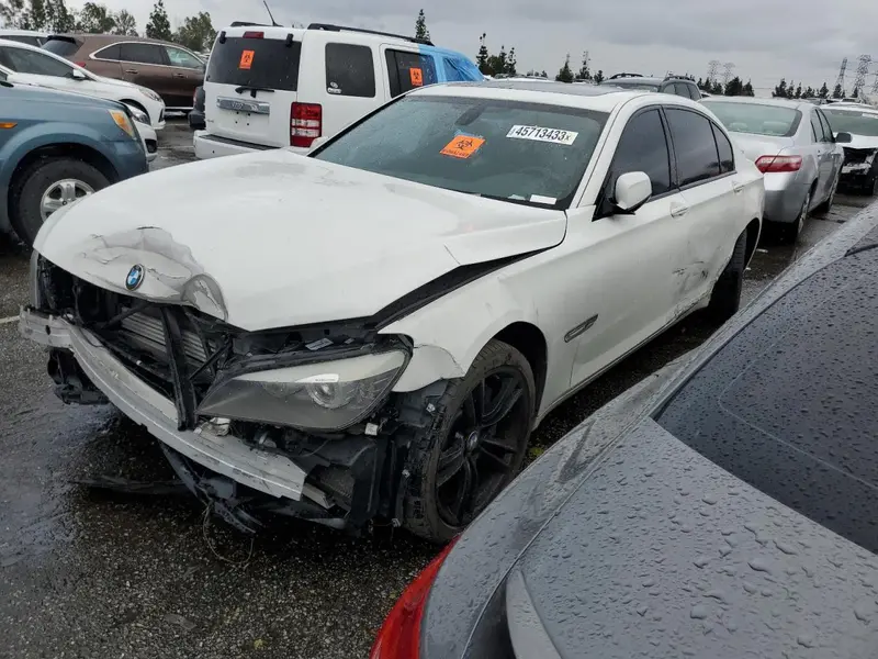 BMW 7 Series 2012г.