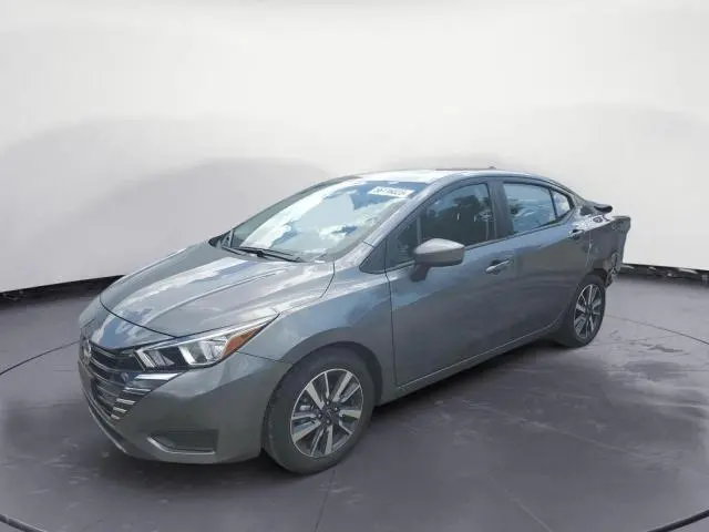 Nissan Versa 2023г.