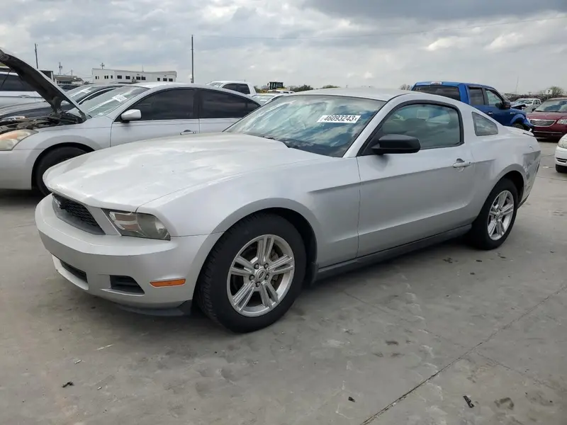 Ford Mustang 2010г.