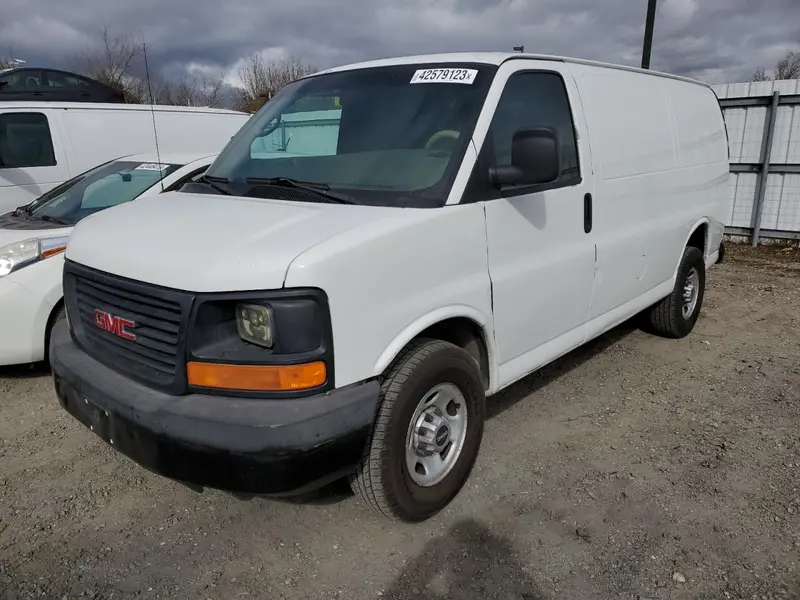 GMC Savana 2004г.