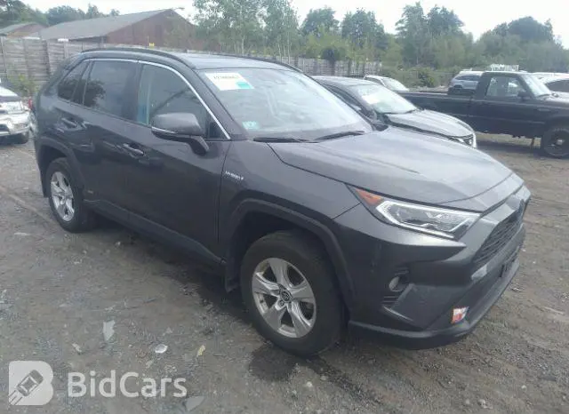 Toyota RAV4 2020г.