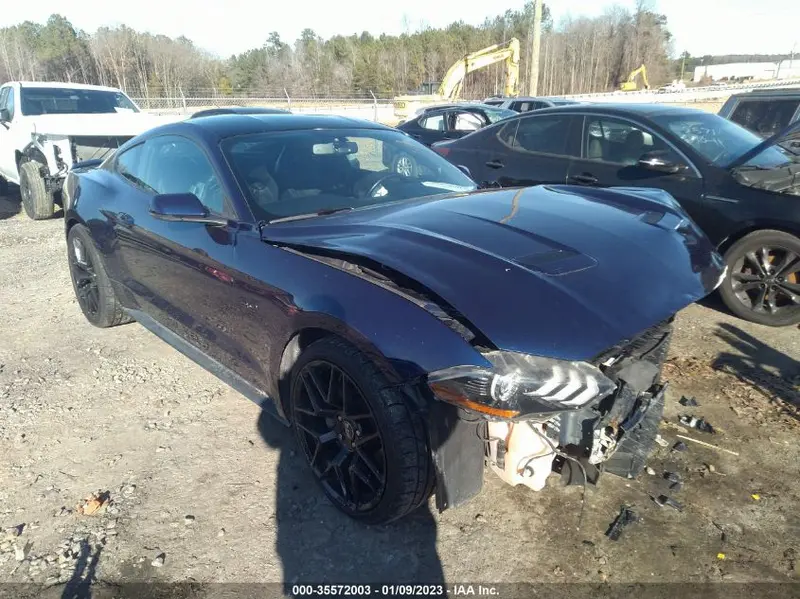 Ford Mustang 2019г.