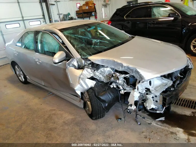 Toyota Camry 2014г.