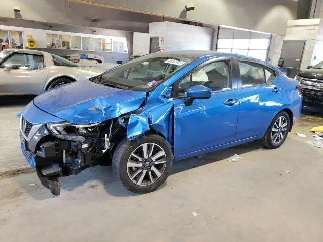 Nissan Versa 2021г.