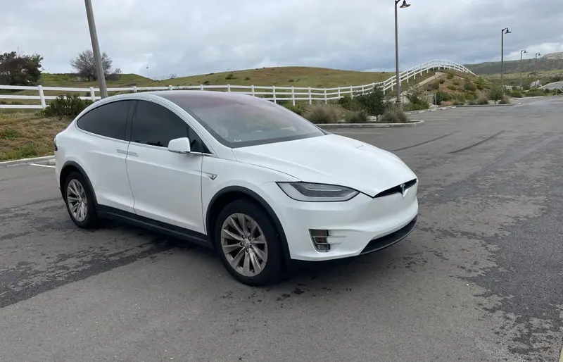 Tesla Model X 2016г.