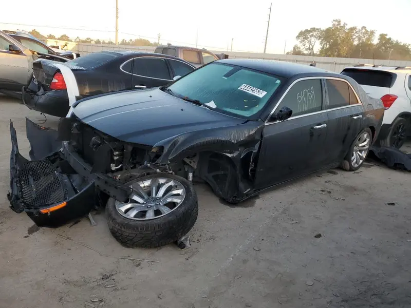 Chrysler 300 2019г.