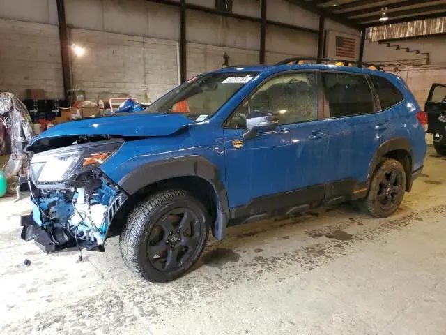 Subaru Forester 2022г.