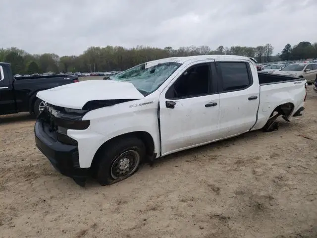 Chevrolet Silverado 2021г.