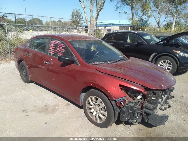 Nissan Altima 2016г.