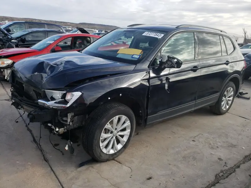 Volkswagen Tiguan 2020г.