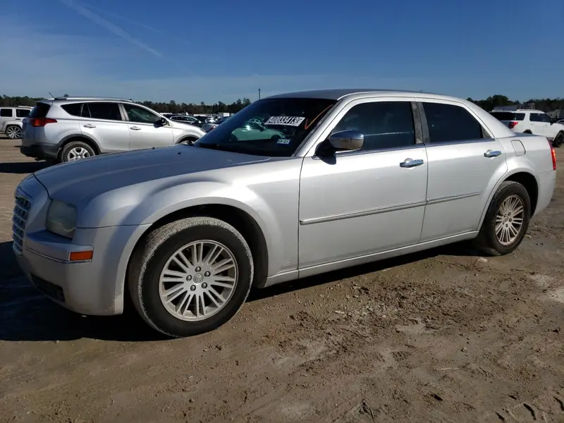 Chrysler 300 2010г.
