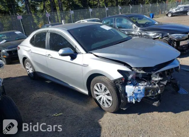 Toyota Camry 2021г.