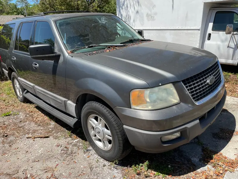 Ford Expedition 2004г.
