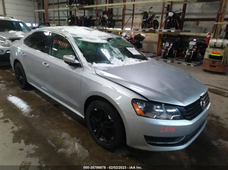 Volkswagen Passat 2012г.