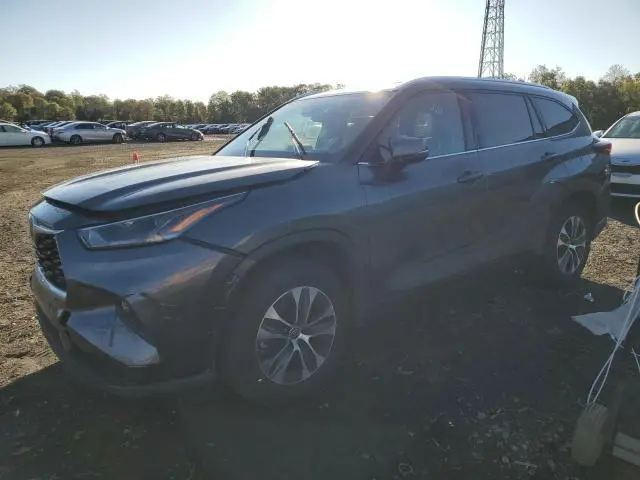 Toyota Highlander 2021г.