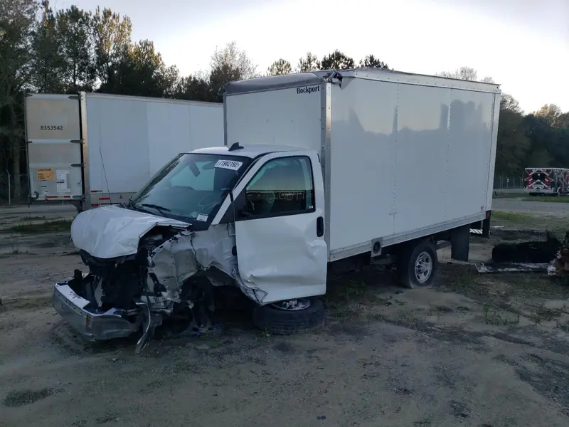 Chevrolet Express 2021г.