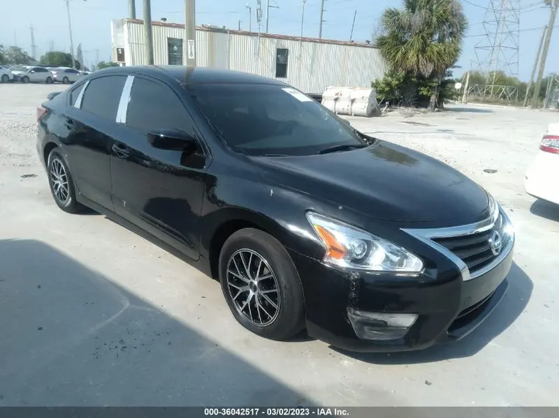 Nissan Altima 2015г.
