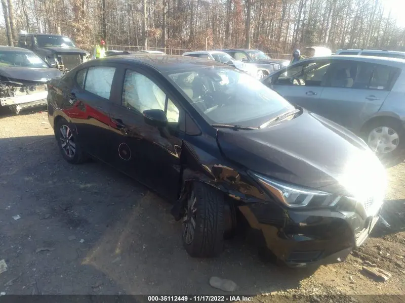 Nissan Versa 2020г.