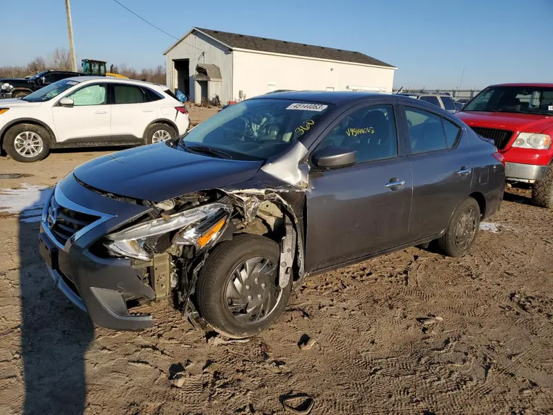 Nissan Versa 2019г.